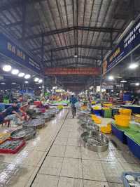 越南🇻🇳胡志明半夜最有名最大菜市場‼️