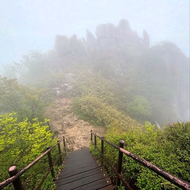 Cheonhwangbong, Outta Breath, In the Clouds, Lovin’ Life