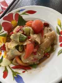 ชู้ลาวชู้รส ร้านอาหารอีสานแซ่บถึงใจ