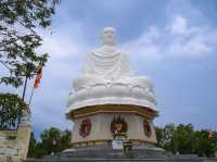 วัดลองเซิน เมืองญาจาง ประเทศเวียดนาม