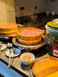 🍳 Wake Up to Flavor: A Delicious Start at DoubleTree by Hilton Damai Laut Resort