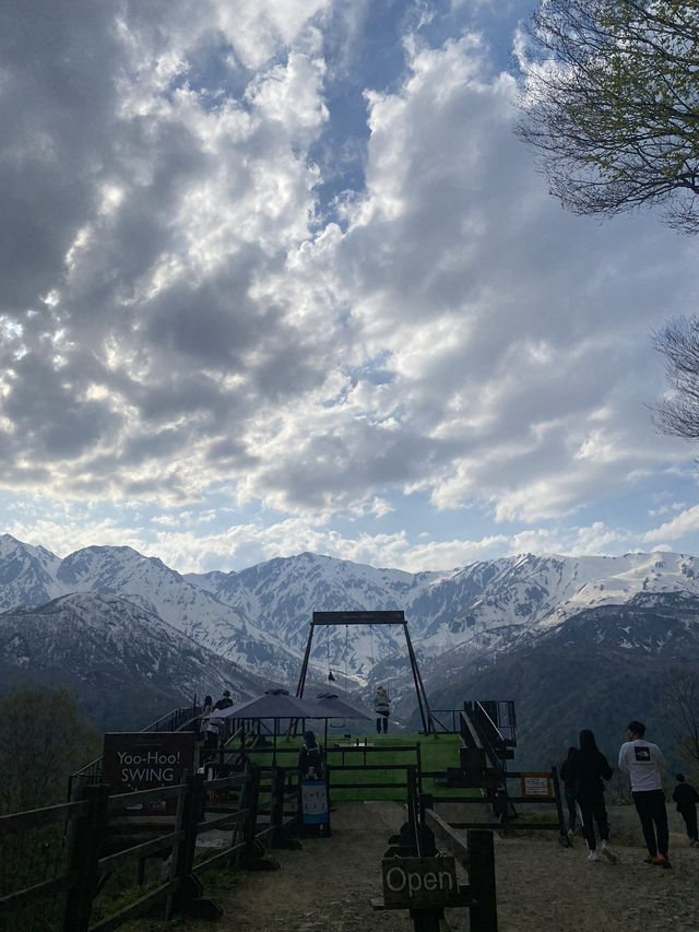 🎿 白馬岩岳スノーフィールド  360度の絶景 × 多彩なコース × 絶景テラスも☕️✨
