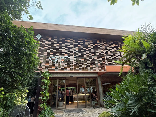 Bangkok's Ari District: A Local's City Walk! 🚶‍♀️🇹🇭