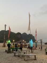 🌴 Happy Bar – หาดทุ่งยาง, ชุมพร 🌊