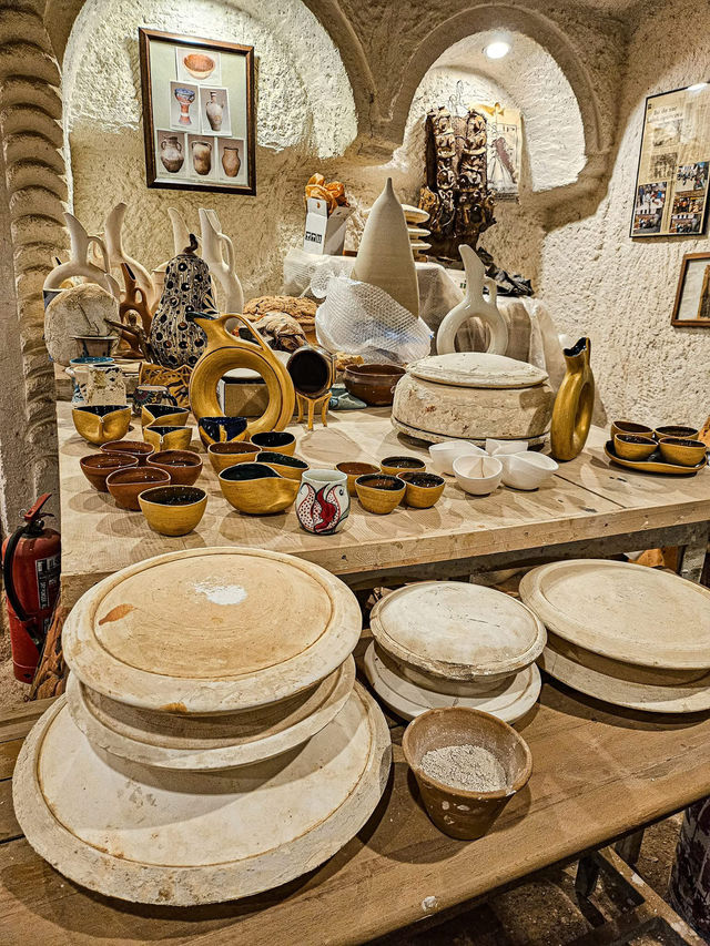 カッパドキアの粘土が生み出す、美しい手作り陶器。