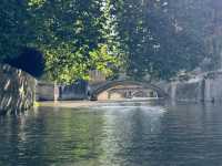Cambridge: Drifting in its Gentle Embrace! 🇬🇧☀️🛶