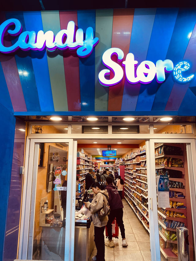 🍫 Sweet Stopover in Cairo, Egypt – Candy Store Heaven! 🇪🇬