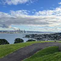 🌿走一條不擠人的路，看最震撼的奧克蘭天際線 | 德文港：North Head Summit 登頂＋海軍博物館漫步
