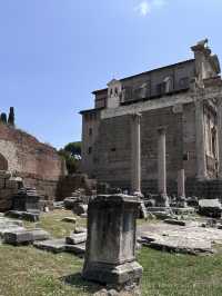 Roman Forum & Palatine Hill – Walk Through the Heart of Ancient Rome