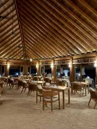 Overwater Dining at Huvafen Fushi 🌊🐠