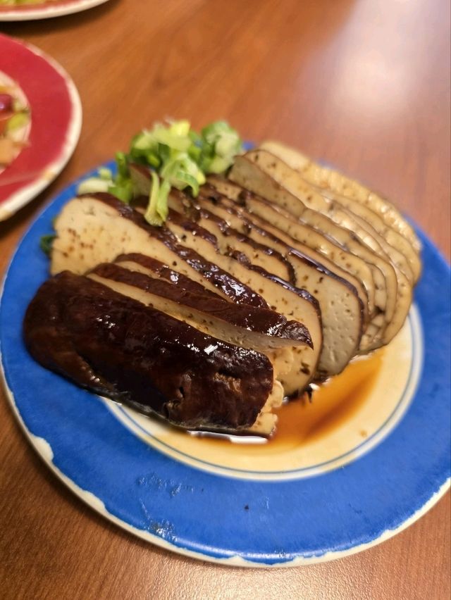 台北馳名紅燒牛肉麵排隊店