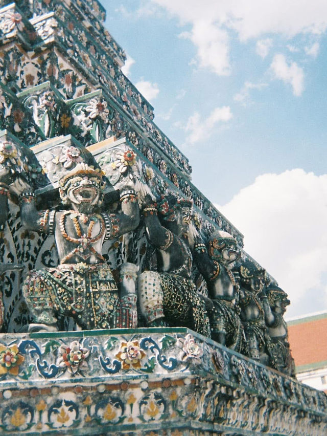 รีวิว “เดินเล่นวัดอรุณ–วัดพระแก้ว” กับกล้องฟิล์ม