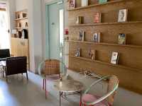 “Vintage Vibes in the Heart of Little India”