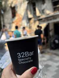 ตลาดน้อย ย่านเก่าแก่ในฝั่งพระนคร