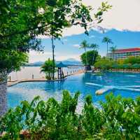 Island Elegance and Serene Indulgence
