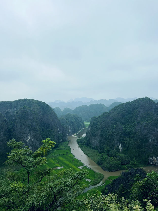 A Hidden Gem - Ninh Nhat