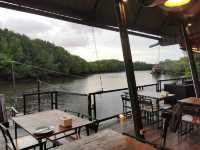 🏞️🌿 โกเล็ก ริเวอร์ไซด์ – ร้านอาหารริมน้ำสุดชิลล์