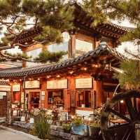 Solo Traveler's Guide to Jeonju Hanok Village: Tradition on a Budget** 🇰🇷🏯