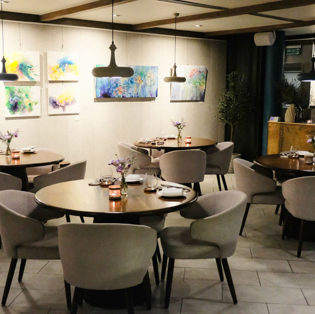 🍽️ Loyrom – มื้อค่ำที่เป็นมากกว่าอาหาร