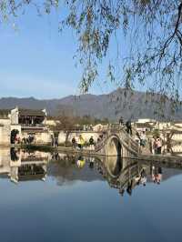 Step Back 900 Years: Explore Hongcun