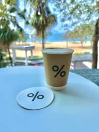 ร้านกาแฟบรรยากาศดีริมชายหาดRepulse Bay
