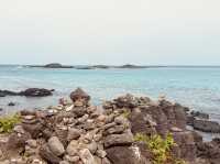 A Serene Coastal Spot for Contemplation and Sea Views