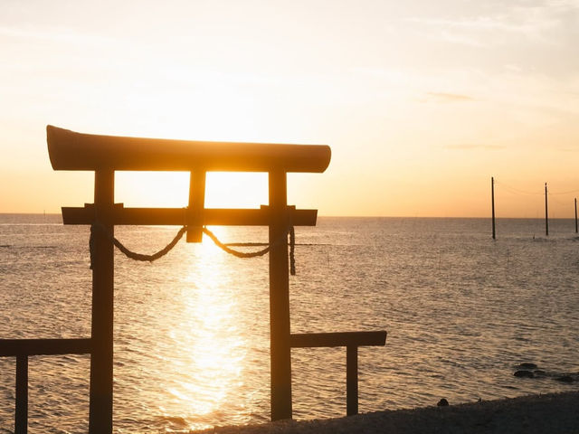【大魚神社の海中鳥居】潮の満ち引きが生む神秘の絶景⛩️🌊