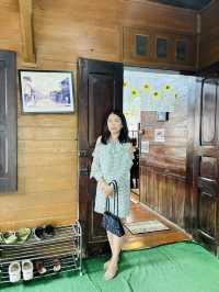 ร้านหมูทอดดึกดำบรรพ์
