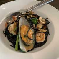 バンコクの新鮮な食材をふんだんに使ったレストラン🇹🇭