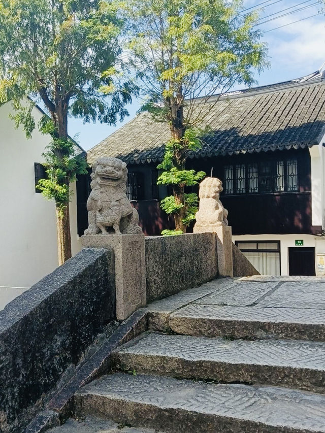 A Living Blend of Old and New Shanghai