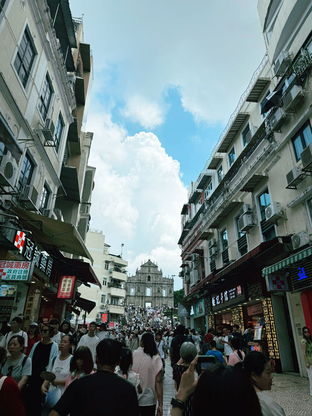 Enchanting Macao: A Visual Journey Through the City of Dreams Enchanting Macao: A Visual Journey Through the City of Dreams