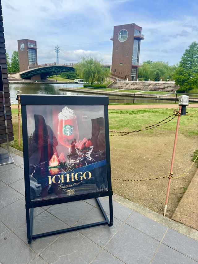 หนึ่งใน Starbucks ที่สวยที่สุดในโลก💚🤍 Toyama 🇯🇵