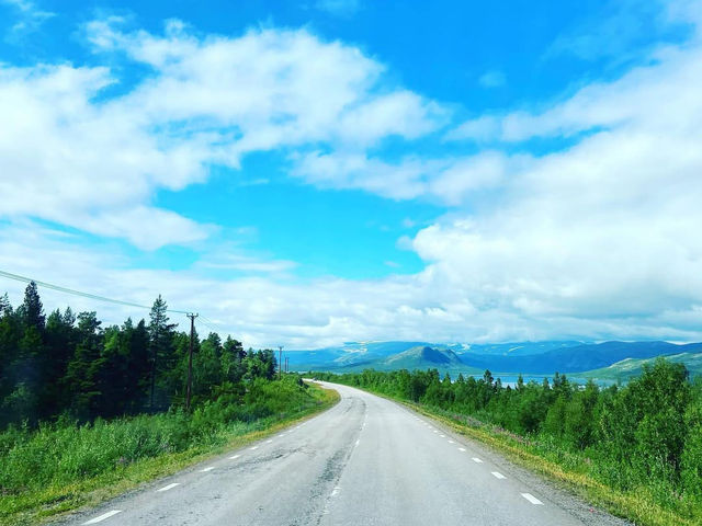 Experiencing the Natural Wonders of Abisko