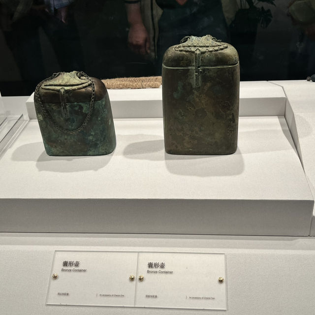 🐎 Bronze Chariots at Lishan — Qin Dynasty Craftsmanship at Its Finest