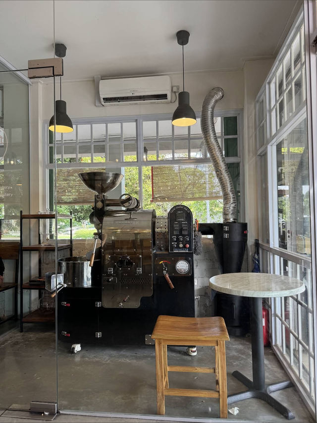 Anchor Cafe & Roastery, Southern Comfort with a Specialty Brew