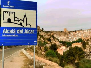 Recommend the mountain scenery of the beautiful town in Spain, really must check in!