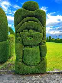 🌿 Tulcán Cemetery Gardens – Where Art and Nature Rest in Harmony