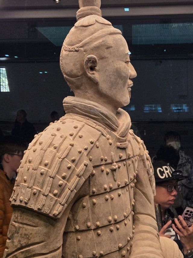 Traveling back in time to the Qin Dynasty Traveling back in time to the Qin Dynasty