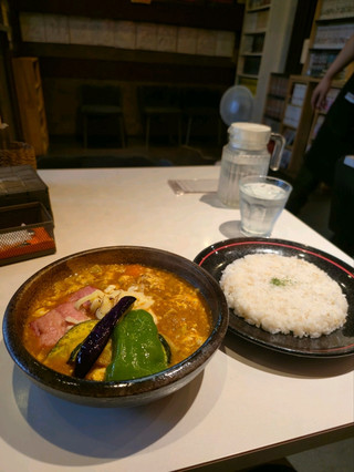 海外旅行 札幌的老字號湯咖哩店 Savoy