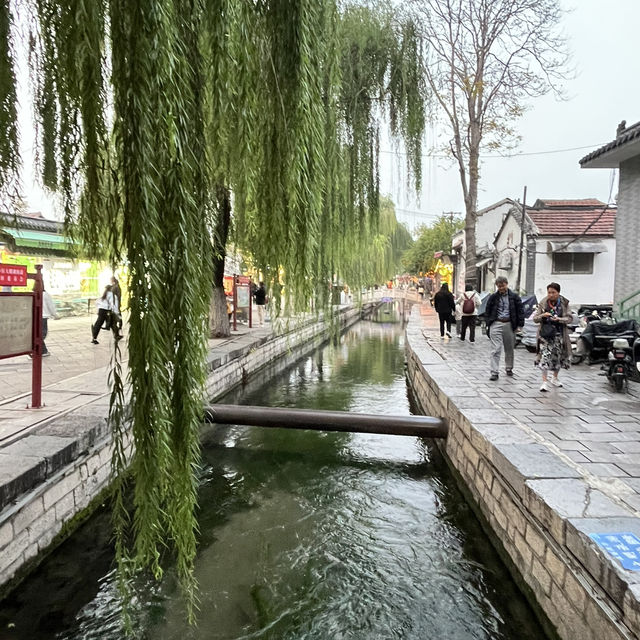 A Relaxing City Walk by the Springs — Qushuiting Street（曲水亭街）