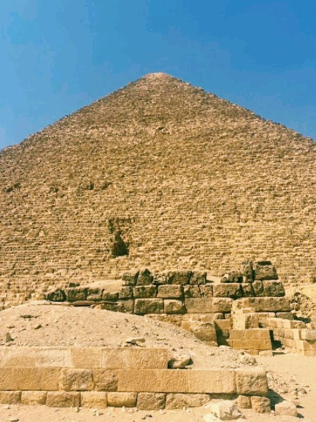 사막의 공기와 고대의 시간이 함께 흐르는 하루 여행 일정