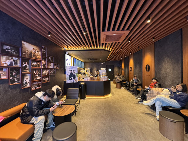 🧋 Luckin Coffee (Tianjin Drum Tower) — Strategic Location & Reliable, Great-Value Coffee