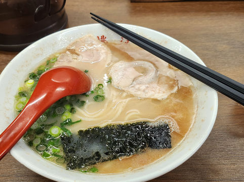 阿蘇火山博物館+阿蘇草千里咖啡廳(牛奶冰淇淋 好好吃) 阿蘇火山博物館+阿蘇草千里咖啡廳(牛奶冰淇淋 好好吃)