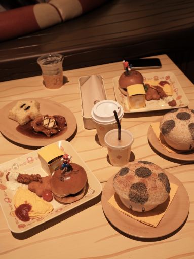 大阪にある外見だけのキノピオカフェ | Trip.com 大阪