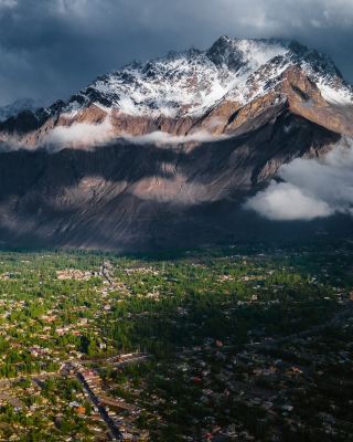 Pakistan — where mighty mountains meet the sky, and every valley tells a story of breathtaking beauty. 

🏔️❄️🌿 From the snow-covered peaks to the lush green valleys, Pakistan is a land of adventure, serenity, and unforgettable landscapes. 🇵🇰✨
Explore North Pakistan this year with me!
From the towering peaks of Hunza and Skardu to
the lush green meadows of Fairy Meadows and the
crystal-clear lakes of Gilgit-Baltistan,

A place where nature feels truly limitless. ❤️

#pakistantravel  #beautifuldestinations 
#gilgitbaltistantreks #tourism 