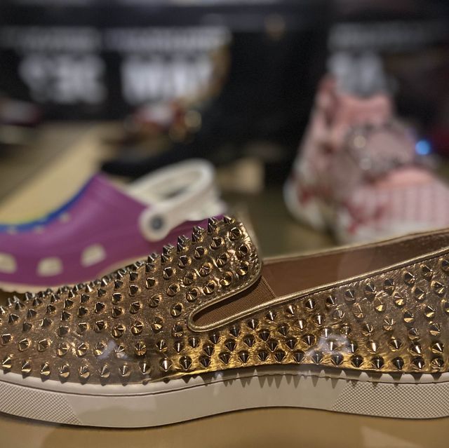 SHOES - PAST, PRESENT and FUTURE