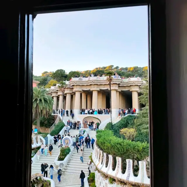 Park Güell, Barcelona Summary