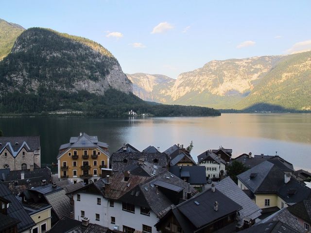 Enchanting Wonders of Hallstatt, Austria 🏞️