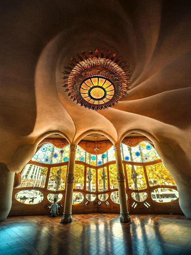 Barcelona: A Tapestry of Modernist Marvels🇪🇸