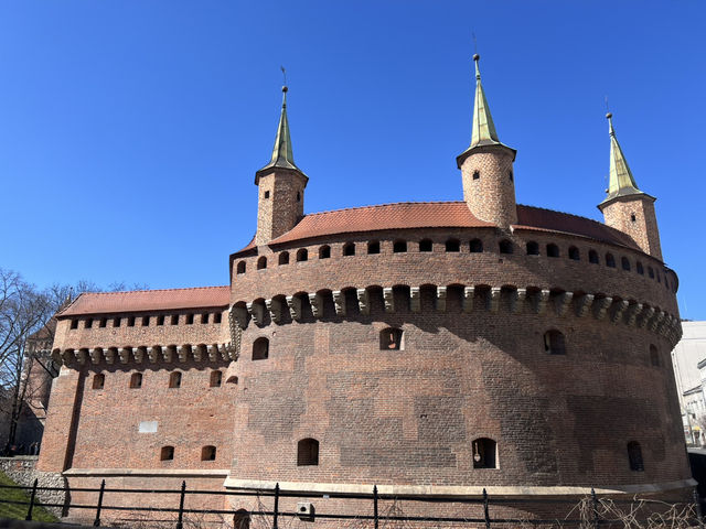 🇵🇱 克拉科夫甕城（Kraków Barbican） 🧱